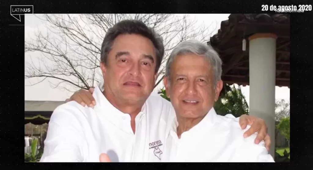 Los hermanos López Obrador, Pío y Andrés