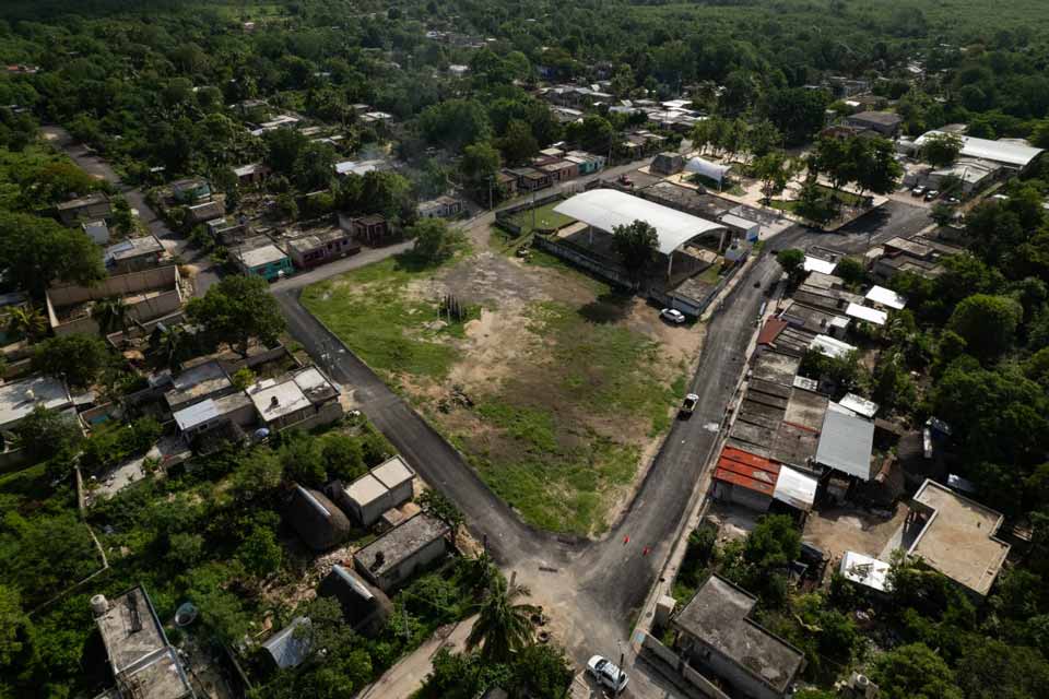 Entrega de obras en Tesoco, Alfredo Fernandez